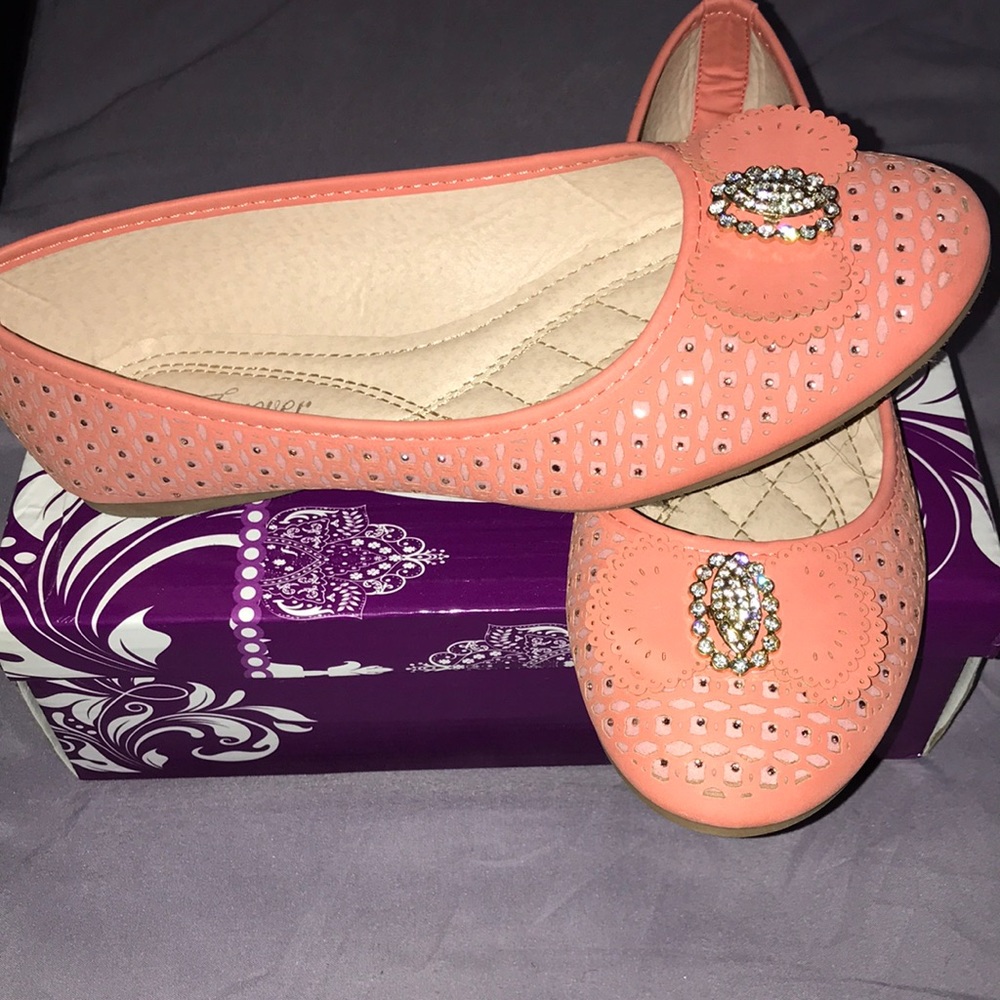 Shoe